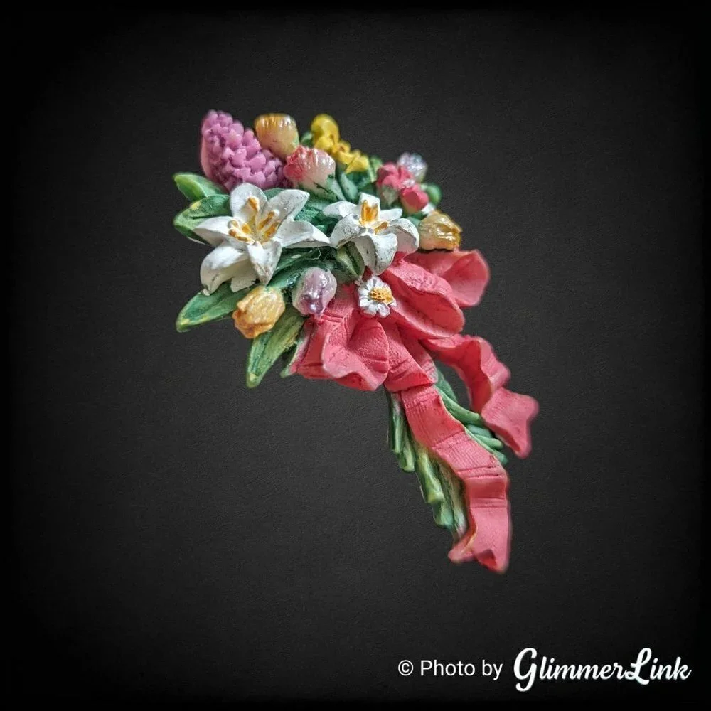 Vintage Multicolor Resin Bouquet Lilies, Tulips & Hyacinth Floral Pin